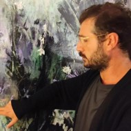 Ritratto del pittore Gabriele Bonasia mentre dipinge nel suo studio